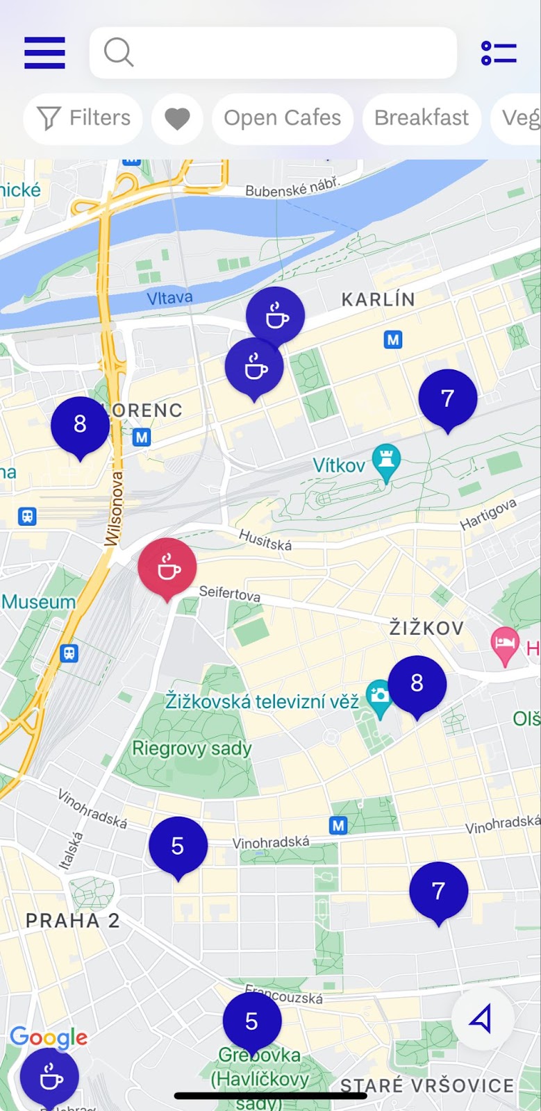 Mapa s polohou uživatele a piny kaváren v aplikaci European Coffee Trip